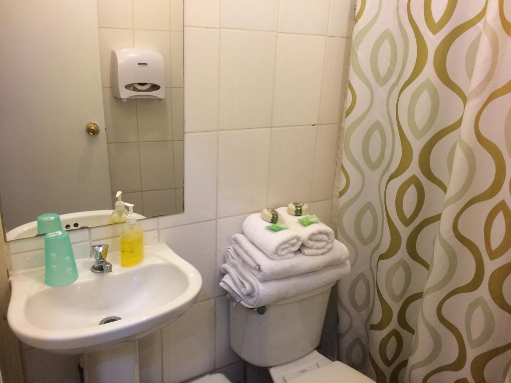 Hostal Valles Del Mar ลาเซเรนา ห้อง รูปภาพ